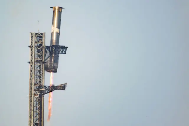 Космический корабль Starship второй раз подряд взорвался в ходе испытаний 2 Ускоритель
