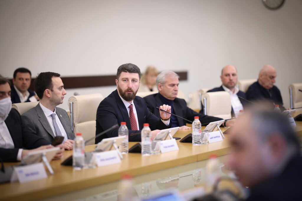 gorduladze новости Арчил Гордуладзе, газеты, Грузинская мечта, закон о вещании, закон о СМИ в Грузии