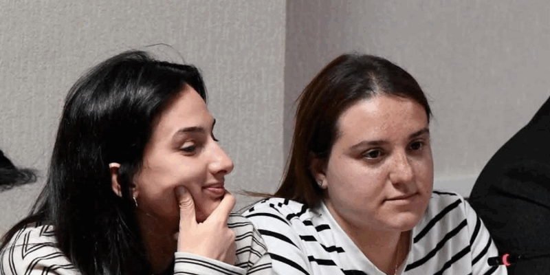31321 новости "Ахали", Анна Курашвили, Гирчи-Больше свободы, Миранда Багатурия, оскорбление, штраф
