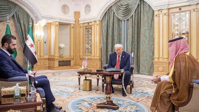 53494980 30ae 11f0 bb6f 6fd2e73bdb9e.jpg Новости BBC Дональд Трамп, США-Сирия