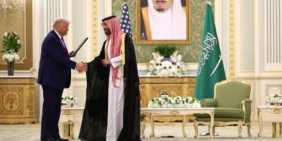 72530395 403 политика Дональд Трамп, оружейная сделка