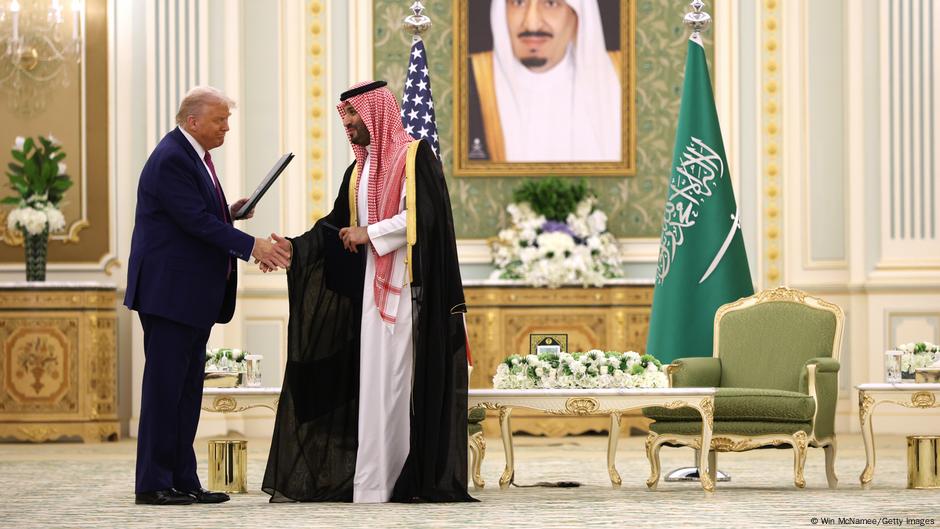 72530395 403 Deutsche Welle Дональд Трамп, оружейная сделка