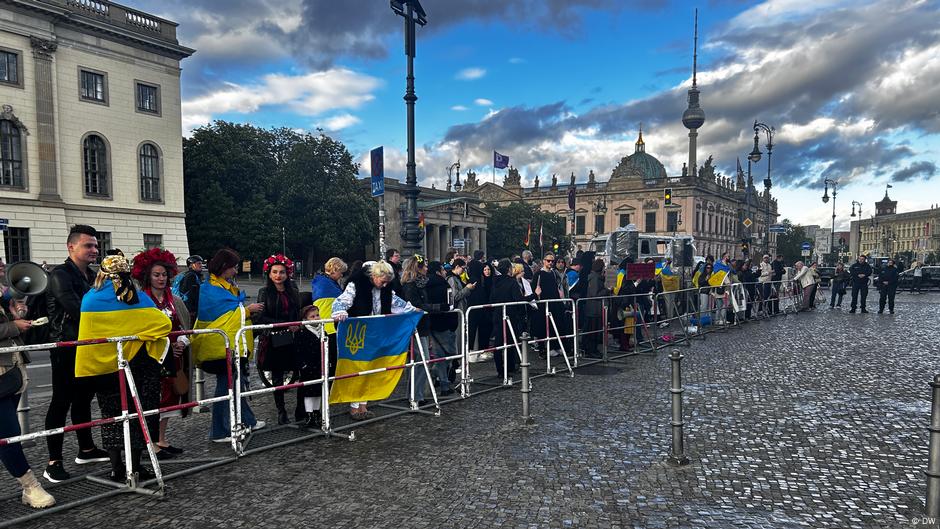 72561586 403 Deutsche Welle акция протеста в Берлине