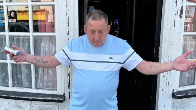 «Нам нужен Трамп»: что значит успех популистской партии Фараджа на местных выборах в Британии 2 Рыболов по прозвищу «Кощей»