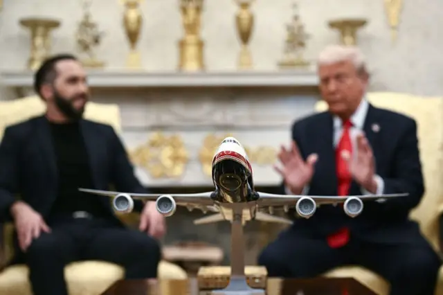 Модель 747