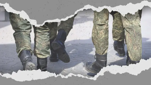 «Папу похоронили в огороде, где росли розы». Как разделенные фронтом украинские семьи часто не могут попрощаться с родными 5 Коллаж: в разорванное бумажное отверстие видны четыре пары ног в военной униформе