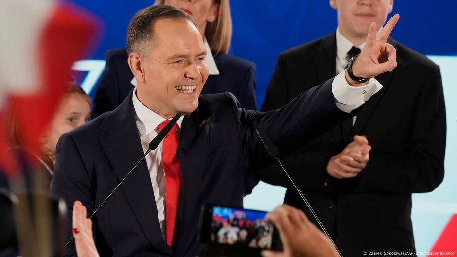 72752741 403 Deutsche Welle Кароль Навроцкий