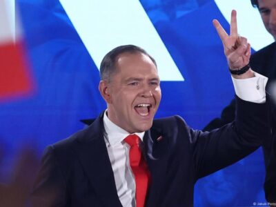 72754672 403 Deutsche Welle Кароль Навроцкий