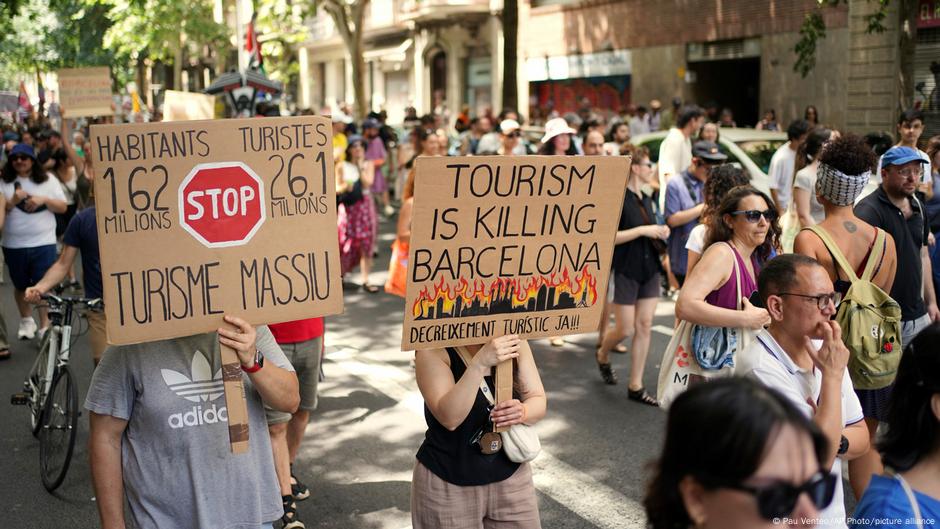 72919480 403 Deutsche Welle Митинги в европе