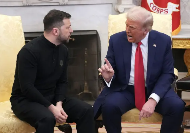 Зеленский и Трамп в Овальном кабинете в Белом доме.