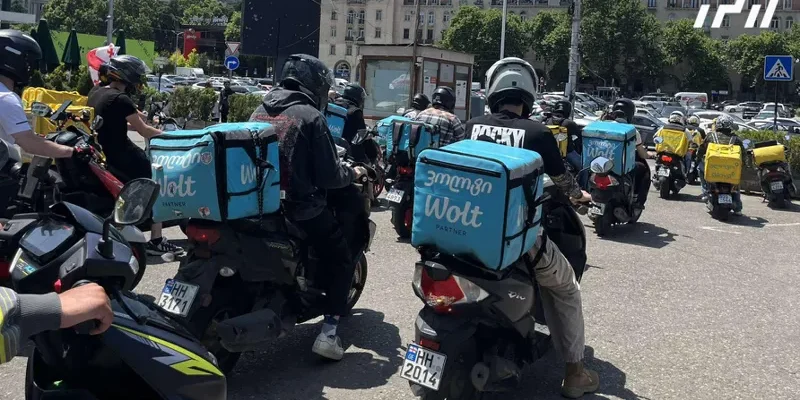 kurierebi новости Glovo, Wolt, курьер