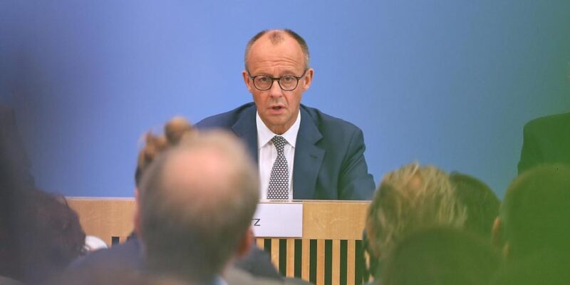 73324611 403 Deutsche Welle Мерц, Фридрих Мерц
