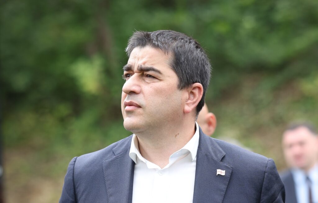 shalva papuashvili shshsh e1752576484234 новости евросоюз, Спикер парламента, СССР, Шалва Папуашвили