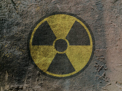 sign of radioactive danger depicted on a concrete 2024 11 27 19 36 47 utc 1 SOVA-блог featured, Грузия