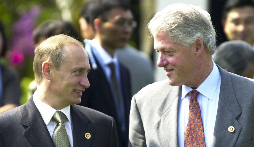 putin klinton e1756138199628 новости Билл Клинтон, Владимир Путин, Грузия-РФ