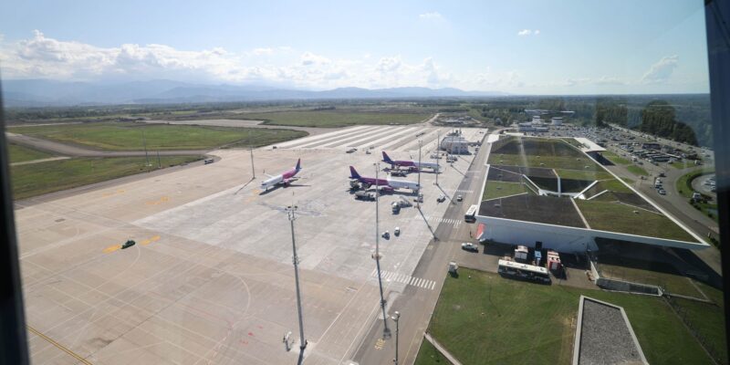 aeroport polosa новости взлетно-посадочная полоса, Ираклий Кобахидзе, Кутаисский аэропорт, Мариам Квривишвили, Международный аэропорт Кутаиси, Минэкономики, премьер Грузии