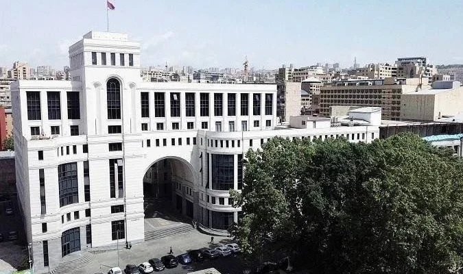 mid armenii новости OC Media, Армения. Азербайджан, Глава МИД Армении, госизмена, шантаж