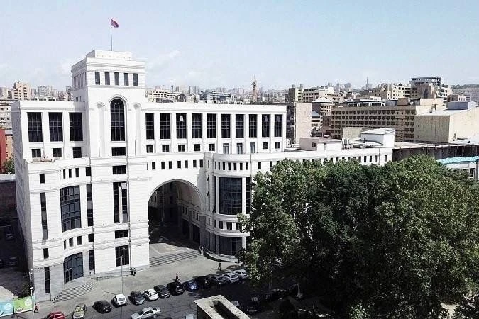 mid armenii новости OC Media, Армения. Азербайджан, Глава МИД Армении, госизмена, шантаж