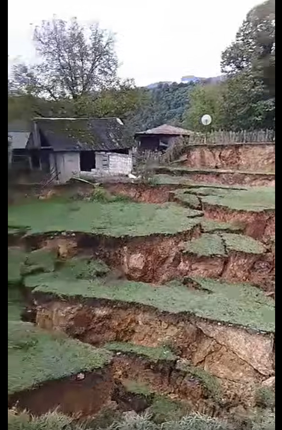 screenshot 2025 09 15 101417 1 новости железная дорога, оползень, проседание земли, Харагаульский район