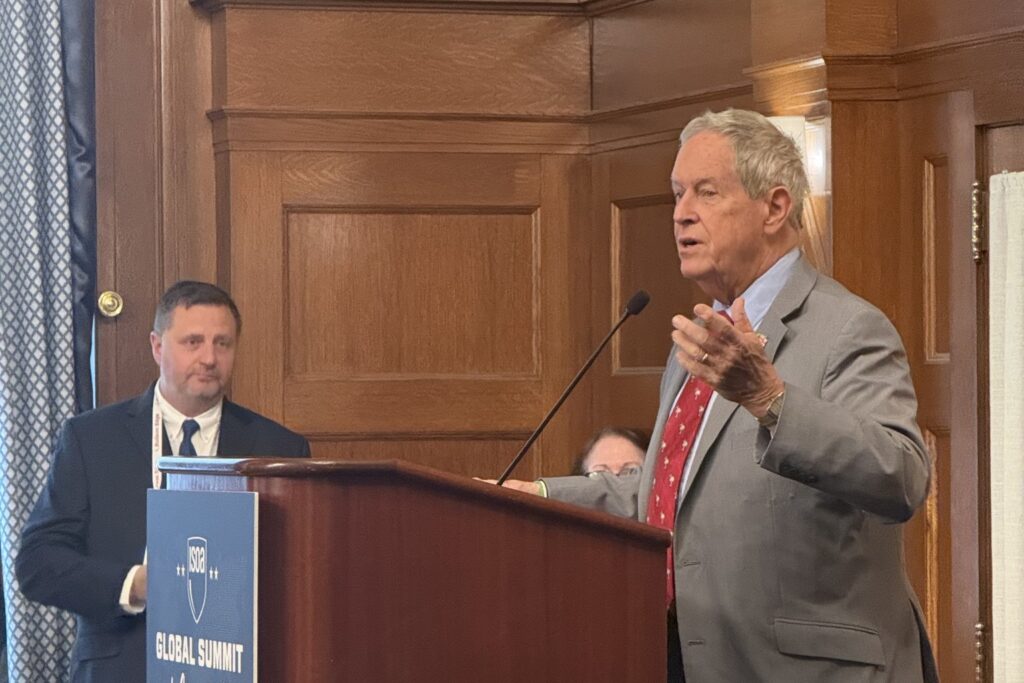 uilson 4 новости Trump Tower, Грузинская мечта, Джо Уилсон, Дональд Трамп, саботаж