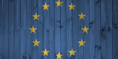 european union flag depicted in bright paint color 2025 03 15 20 55 53 utc политика featured, Валерий Чечелашвили, Георгий Бадридзе, Грузинская мечта, Грузия-ЕС