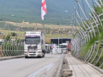 granica gruzia armenia новости 4 октября 2025 года, акция протеста в тбилиси, выборы в органы местного самоуправления, журналист, отказ во въезде