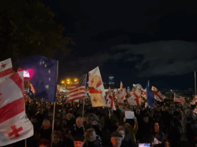 333-й день протестов в Грузии - в Тбилиси протестное шествие 2 screenshot 2025 10 26 200517 новости акция протеста в тбилиси, протестное шествие