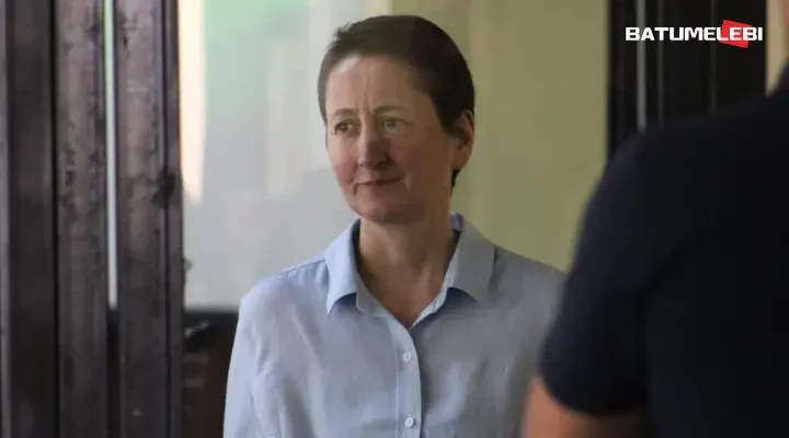 Апелляционный суд в Грузии оставил журналистку Мзию Амаглобели в заключении 1 1f249260 c49f 11f0 9d93 43c068b4c1e4.png.webp Новости BBC Мзия Амаглобели