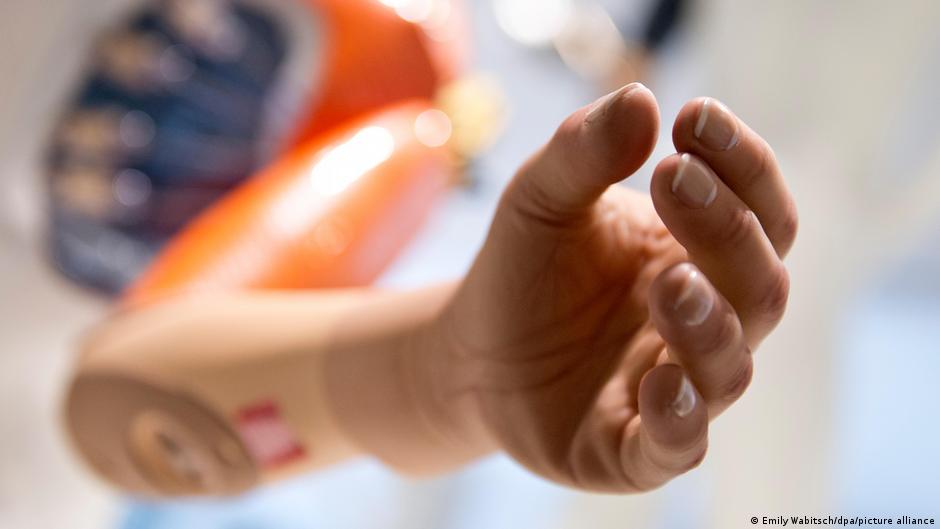 Протезы для воюющих против Украины. Кто их поставляет в Россию? 1 60018899 403.jpg Deutsche Welle протез