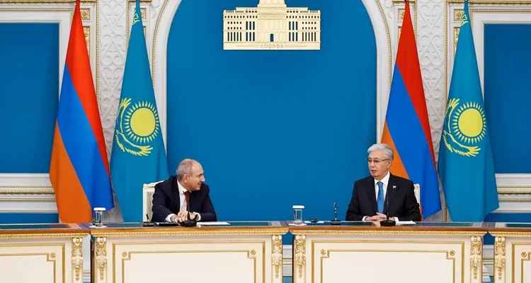 Казахстан проявляет интерес к "маршруту Трампа" 1 60703 b новости OC Media, Казахстан, путь Трампа