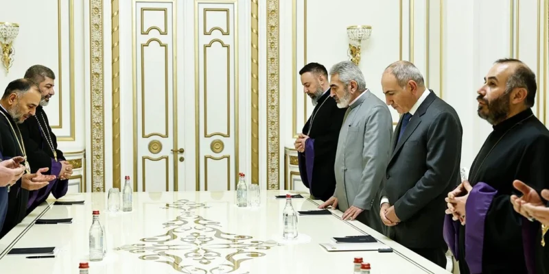 61077 b новости OC Media, Гарегин II, Гарегин Второй, Никол Пашинян