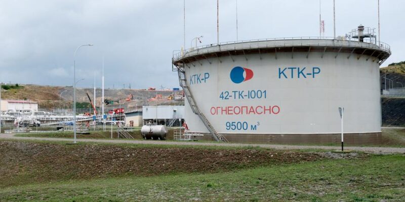 Казахстан осудил Украину за удар по нефтяному терминалу в Новороссийске 1 66055998 403 1.jpg 1 Deutsche Welle Казахстан