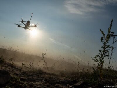 На Афипском НПЗ в Краснодарском крае возник пожар после атаки БПЛА 2 66672257 403 1.jpg 1 Deutsche Welle БПЛА