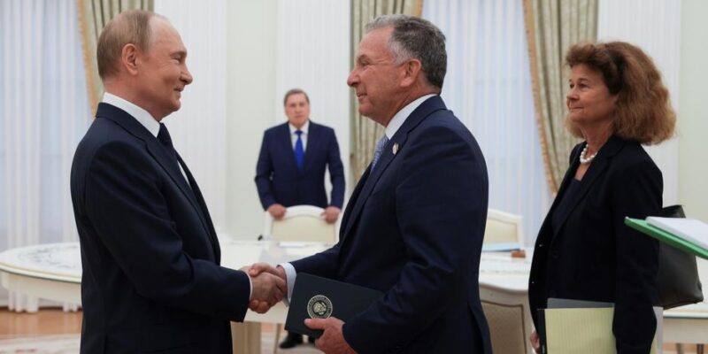 Трамп направил своих представителей в РФ и Украину для обсуждения мирного плана 1 73546152 403.jpg Deutsche Welle мирный план по Украине