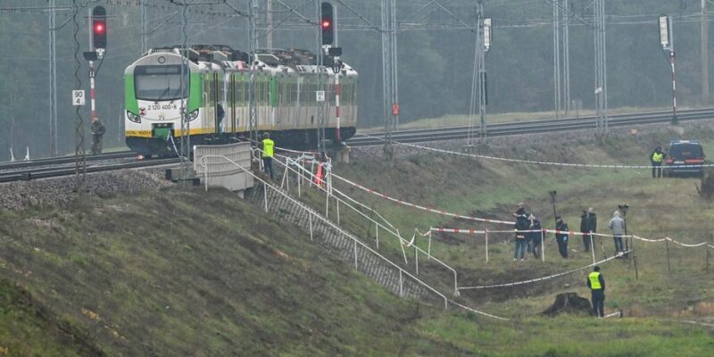 В Польше задержан третий подозреваемый по делу о диверсиях на железной дороге 1 74776486 403.jpg Deutsche Welle железная дорога, Польша
