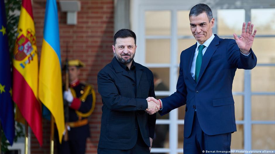 Визит Зеленского в Мадрид: Испания продолжит помогать Украине 1 74795999 403.jpg Deutsche Welle Владимир Зеленский