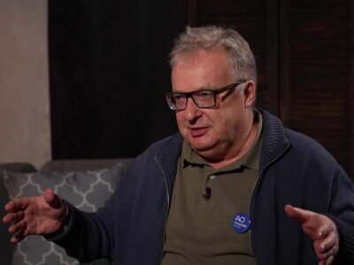 "Люди не должны умирать". Хирург Волна о войне в Украине 2 74823838 403.jpg Deutsche Welle Андрей Волна, Хирург