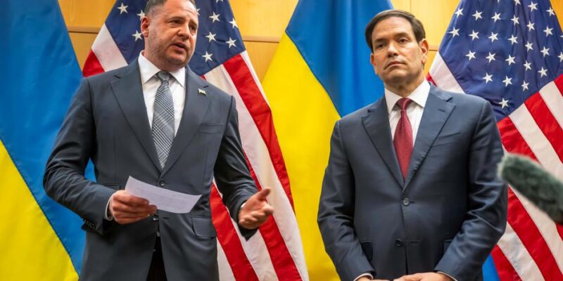 США и Украина подготовили обновленный рамочный документ по "мирному плану" 1 74854805 403.jpg Deutsche Welle рамочный документ, США-Украина