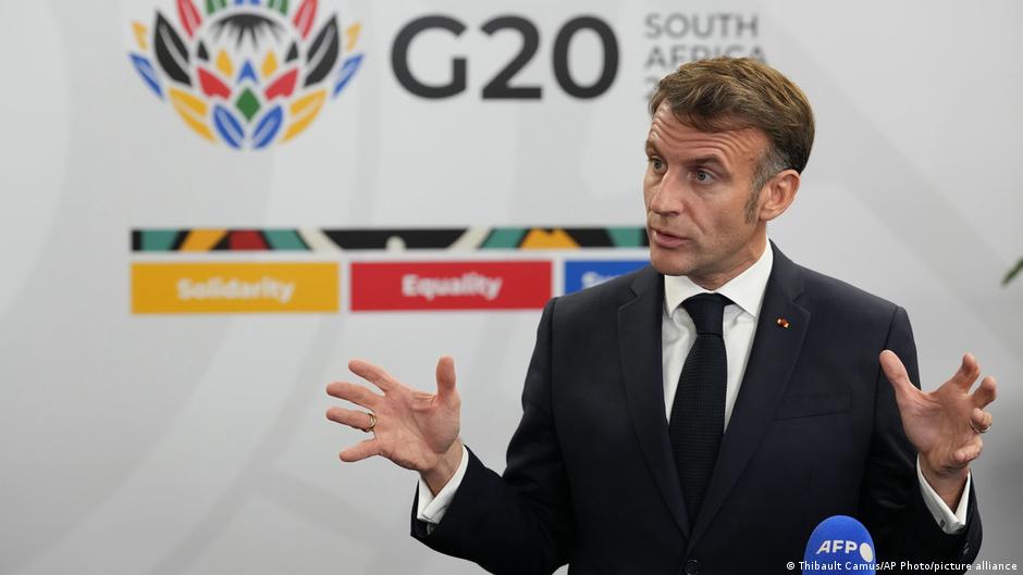 Макрон: Россия не выказывает готовности обсуждать новый мирный план 1 74880417 403.jpg Deutsche Welle Эммануэль Макрон