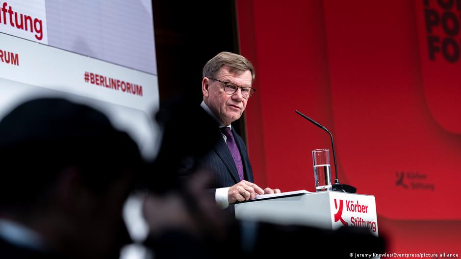 74888161 403.jpg Deutsche Welle Йоханн Вадефуль