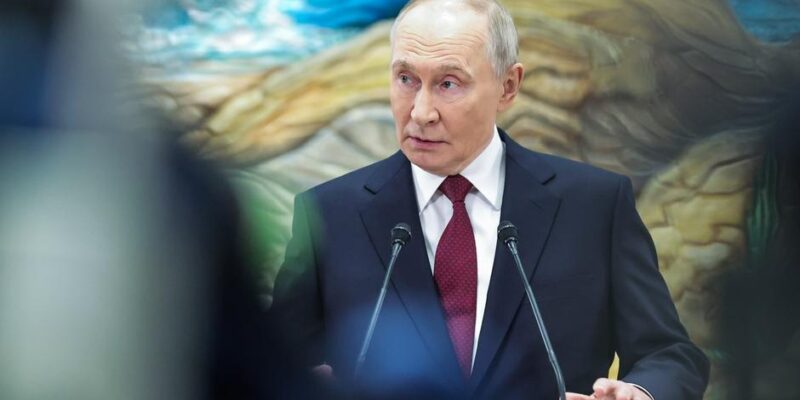 Путин не прекратит войну, если украинские войска не выйдут из Донбасса 1 74927380 403.jpg Deutsche Welle Донбасс