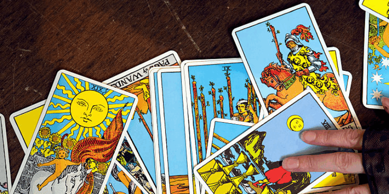 Косплей, карты таро, «Страдающее средневековье». Где российская полиция находит сатанизм? 1 80b46330 cbb5 11f0 b8df 5f3511d2d3ae.png Новости BBC сатанизм