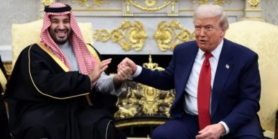 «Всякое бывает»: Трамп вступился за наследного принца Саудовской Аравии после вопроса о политическом убийстве с расчленением 2 b92b8d20 c4b1 11f0 8c48 511217f39719.jpg.webp политика Дональд Трамп