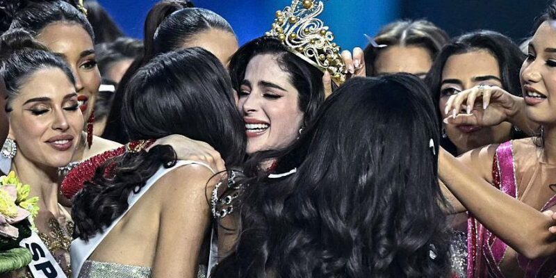 Протест, отставки и падения. Чем запомнится скандальный 74-й конкурс красоты «Мисс Вселенная» 1 e1f89750 c6de 11f0 b1c3 5775f13cf302.jpg Новости BBC Мисс Вселенная