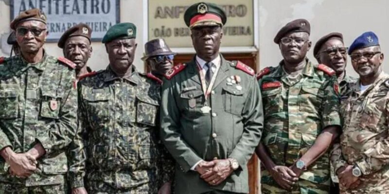 Переворот в Гвинее-Бисау: военные взяли власть и назначили временного президента страны 1 fc38a3c0 cba8 11f0 9b12 8751a987e19a.jpg Новости BBC Гвинея-Бисау