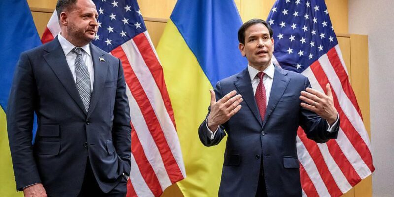 Рубио покинул Женеву, заявив о значительном прогрессе в переговорах с Украиной. Главное 1 fc64ac80 c8d9 11f0 a910 abb0ca1acb38.jpg Новости BBC Марко Рубио