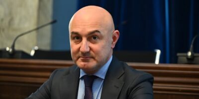 injia e1762857329892 SOVA-блог Грузинская мечта, Европейские социалисты, Илиа Инджия, Илья Инджия, парламент Грузии