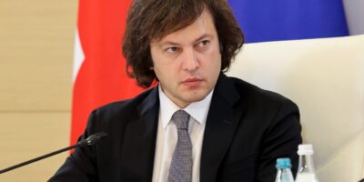 Премьер Грузии: мы хотим стать членом ЕС, в отчете ЕК - "одна большая несправедливость" 2 kobaxidze premier k e1762412638273 политика Грузинская мечта, Грузия-ЕС, Ираклий Кобахидзе, отчет Еврокомиссии по Грузии, премьер Грузии