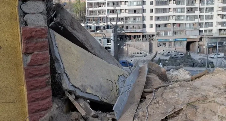 Азербайджан вызвал российского посла в связи с ракетным ударом по посольству в Украине 1 russian missile strike on azerbaijani embassy ukraine новости OC Media, SOCAR, Азербайджан-Россия, война в Украине