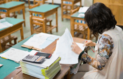 Минобразования: учителя госшкол имеют право заниматься репетиторством - закон не запрещает 2 shkola uchitel новости Грузинская мечта, закон "О борьбе с коррупцией", закон о коррупции, Минобразования Грузии, Репетиторы